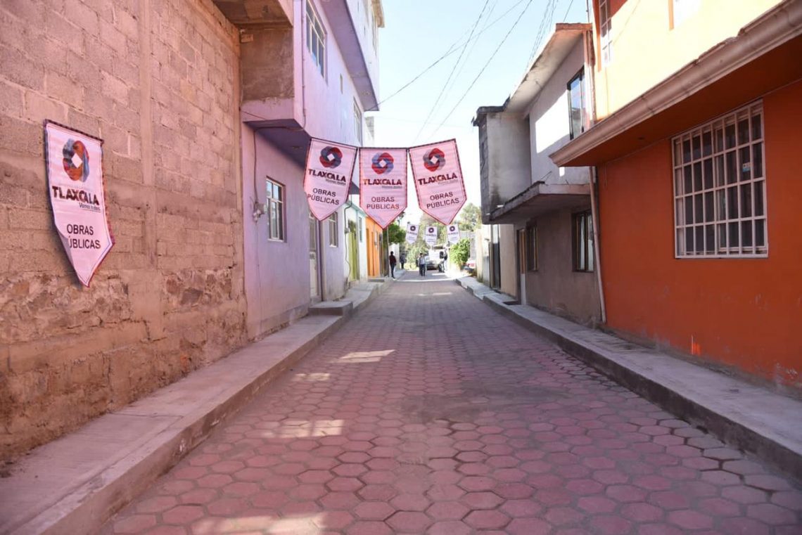 el Ayuntamiento de Tlaxcala construyó una calle de adoquín en la comunidad de San Gabriel Cuauhtla