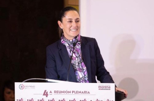 Claudia Sheinbaum hizo un llamado a las y los legisladores de Morena, a mantener la unidad, “no hay nada que esté por encima del Proyecto de Transformación, nada”, enfatizó.