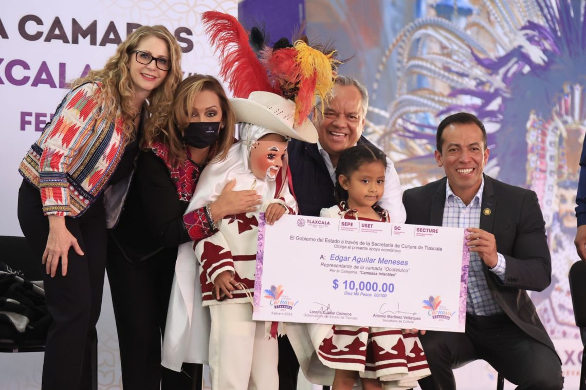 Fueron beneficiados un total de 20 mil danzantes integrados en 293 grupos provenientes de 41 municipios del estado